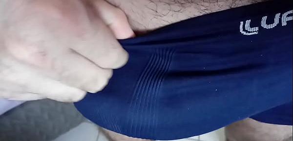  Meu pau grosso na cueca